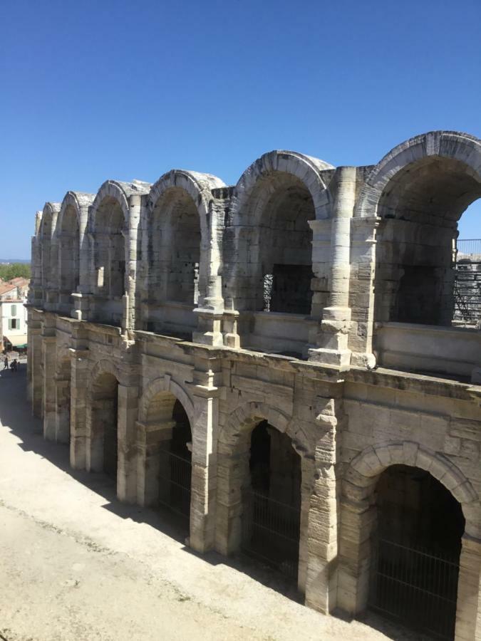Avec Balcon Donnant Sur Les Arenes D'arles Apartment *