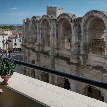 Studio Avec Balcon Donnant Sur Les Arenes D'Arles Buitenkant foto