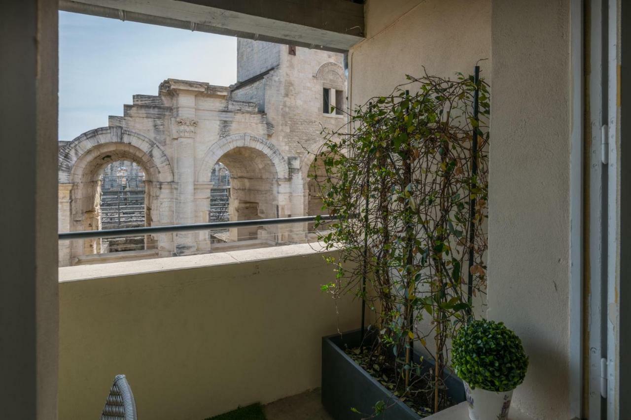Appartement Avec Balcon Donnant Sur Les Arenes D'arles Arles